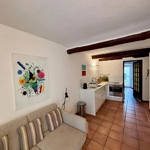Apartment Rue Neuve